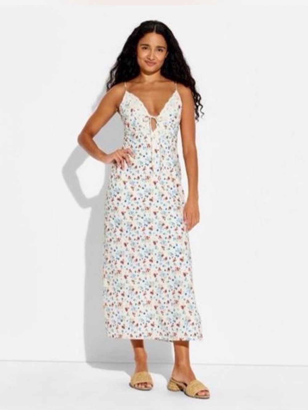 Target White Floral Lace-Trim Satin Chemise with Red & Blue Flowers